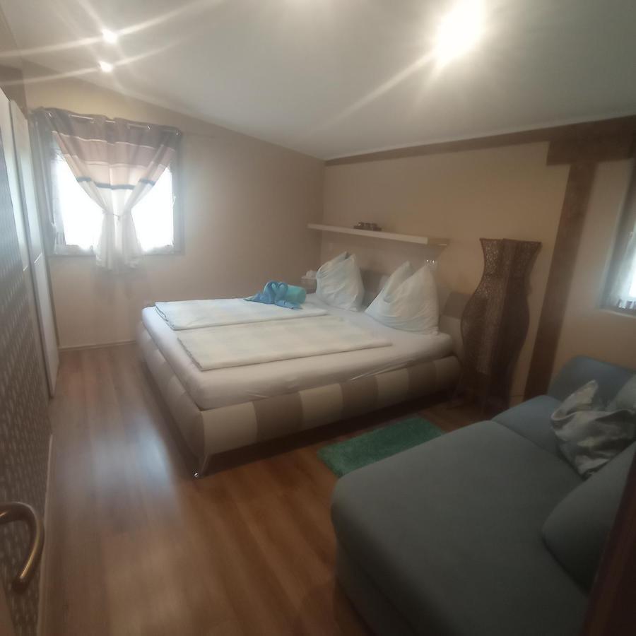 Rózsa Apartman Alsóörs Kültér fotó