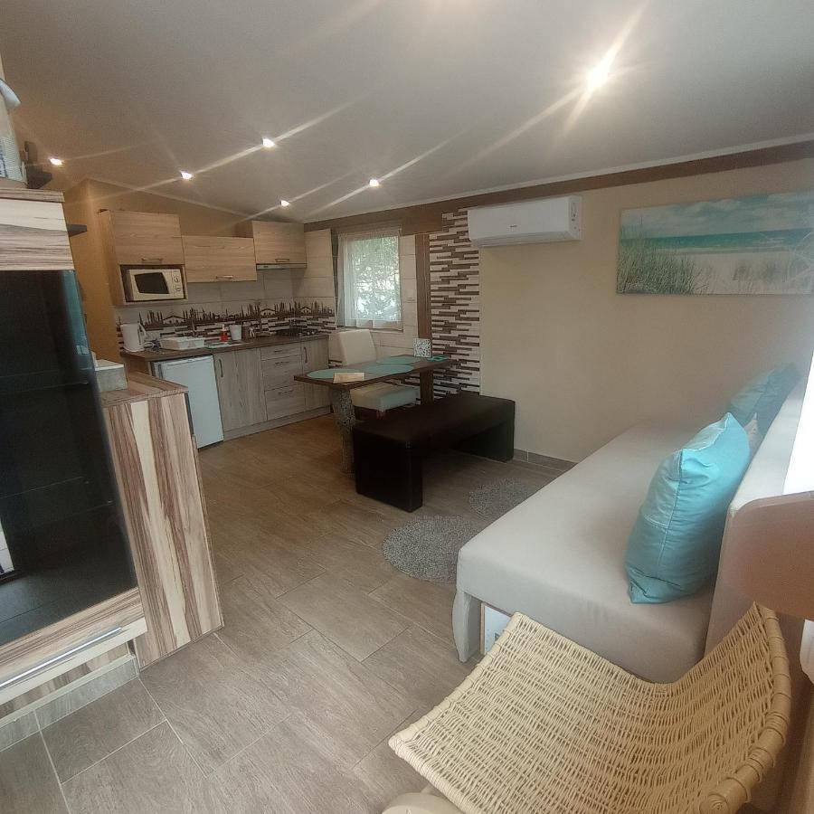 Rózsa Apartman Alsóörs Kültér fotó