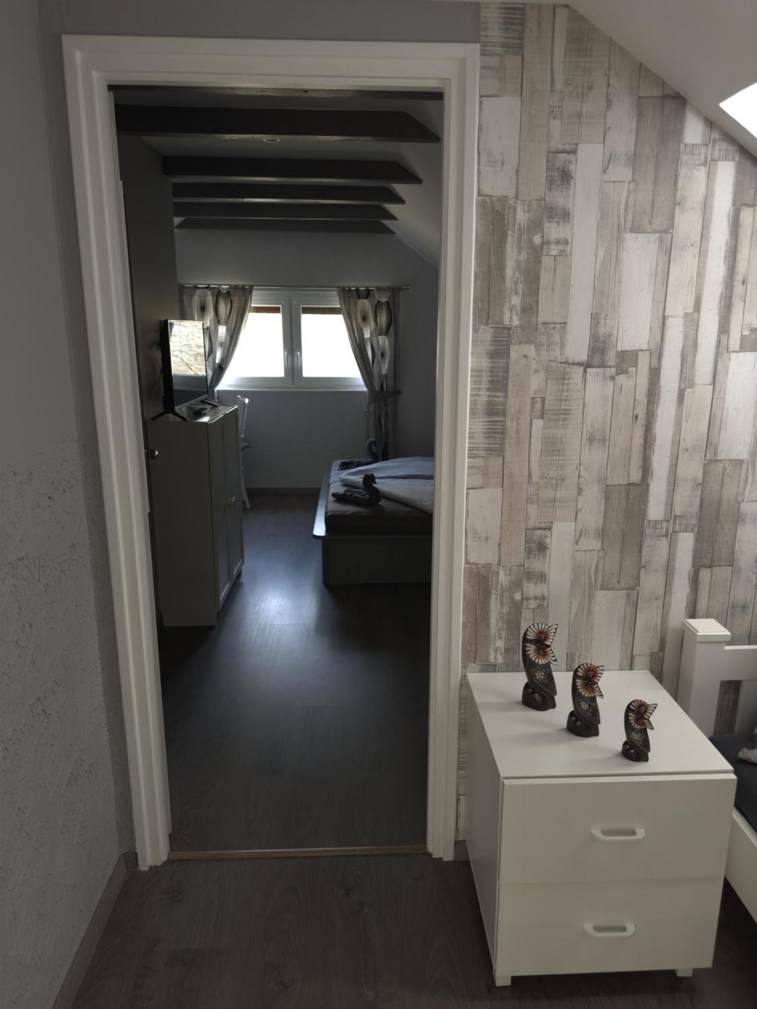 Rózsa Apartman Alsóörs Szoba fotó